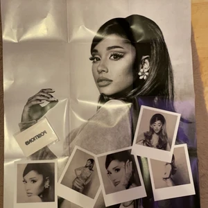 Ariana grande (ifrån positions cd boxen) - Ariana grande poster, 5 Polaroid photos and 10 tattoos! 