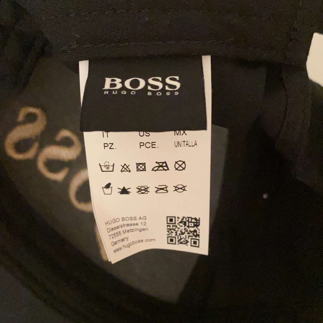 Äkta oanvänd Hugo Boss keps - 91