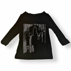 rhinestone tröja - svart tröja med rhinestones <3