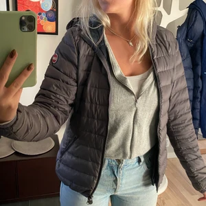 Colmar jacka - Säljer denna supersnygga colmarjacka!! I mycket bra skick❤️