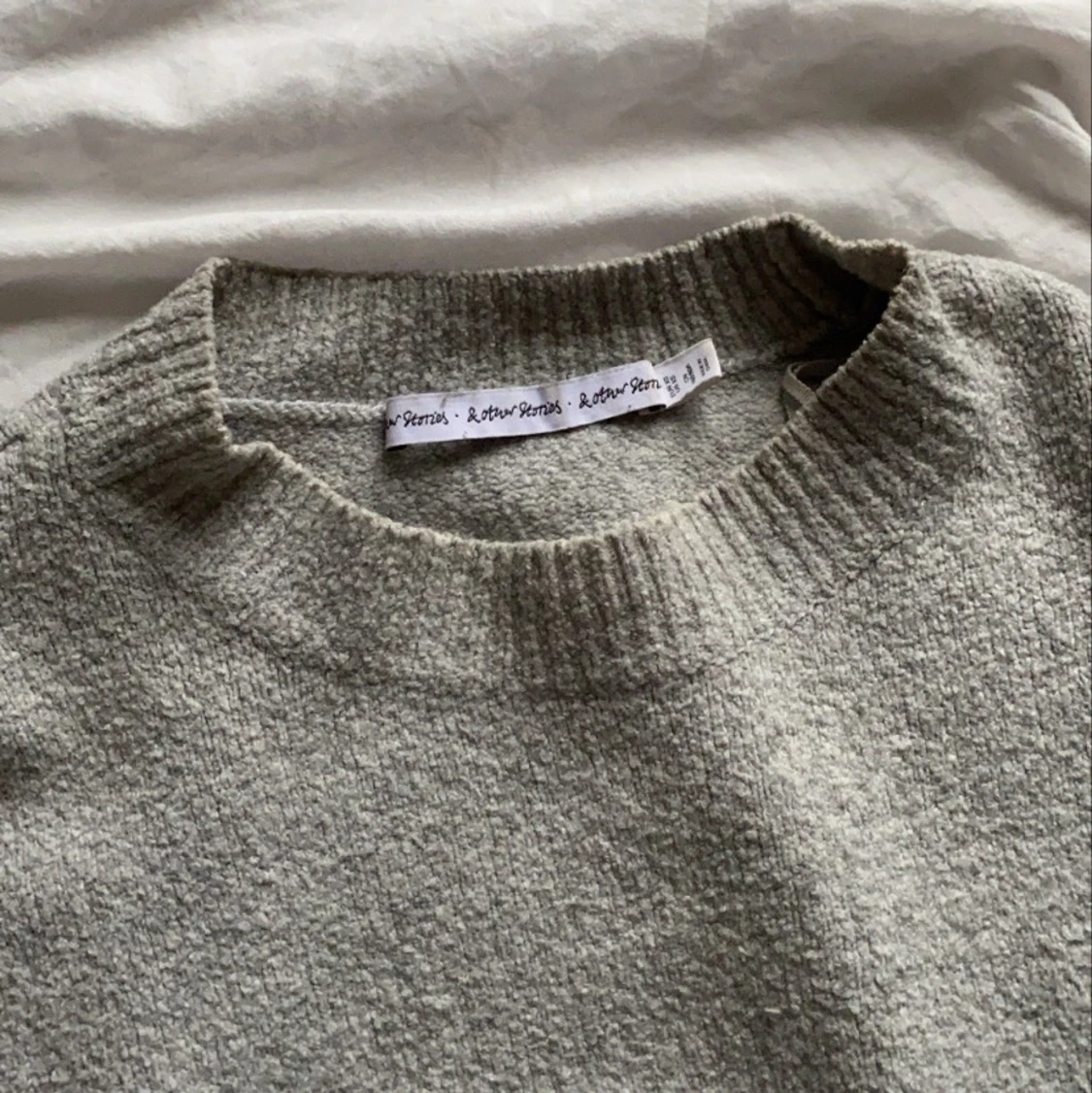 Grå & other stories tröja  - 91