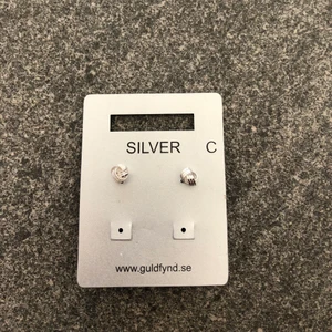 Äkta silver örhängen  - Nypris 129kr