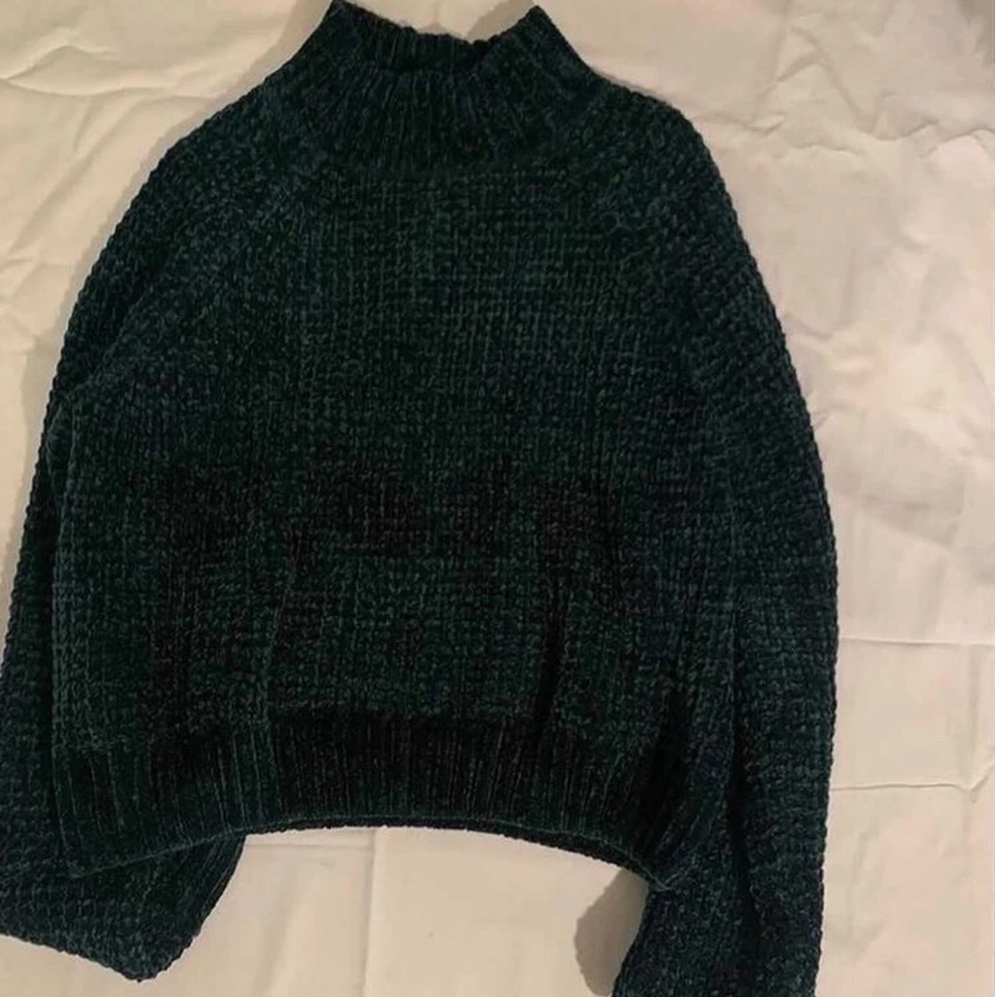 Tre stickad tröjor 50kr styck  - 90