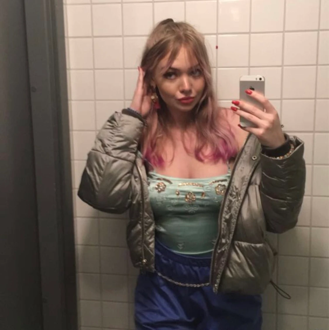 silvrig tjock fluffy jacket🌬🤍🌬🌪 - 90