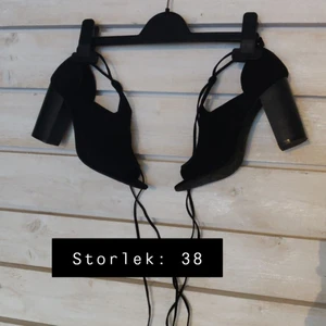 Tiamo Klackar - Tiamo Klackar i bra skick ✨