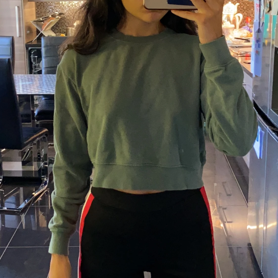 Mörkgrön tjocktröja