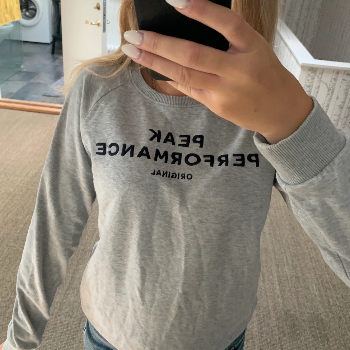 Peak performance tröja