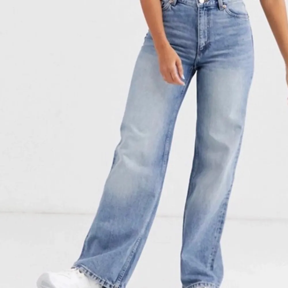 Yoko jeans från Monki i storlek 28💗. Jeans & Byxor.