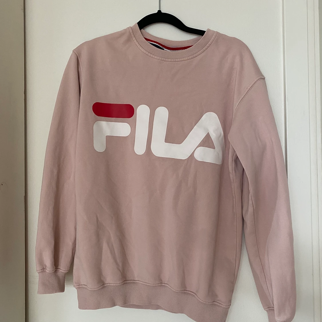 Ljusrosa fila tröja ❤️💗🤍 - 90