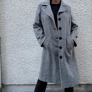 Kappa - Varm ullskappa som inte kommit till användning. Storlek 48 på lappen men passar en 38/40🤍