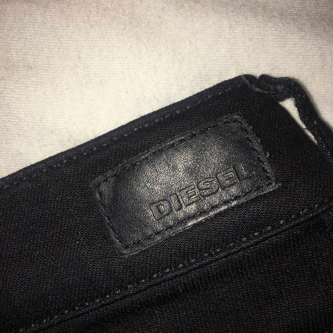 Svarta Bootcut Jeans - DIESEL - 91