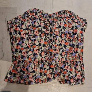 Linne - I jätte fint använt skick, inga defekter. Spårbar frakt +66 kr