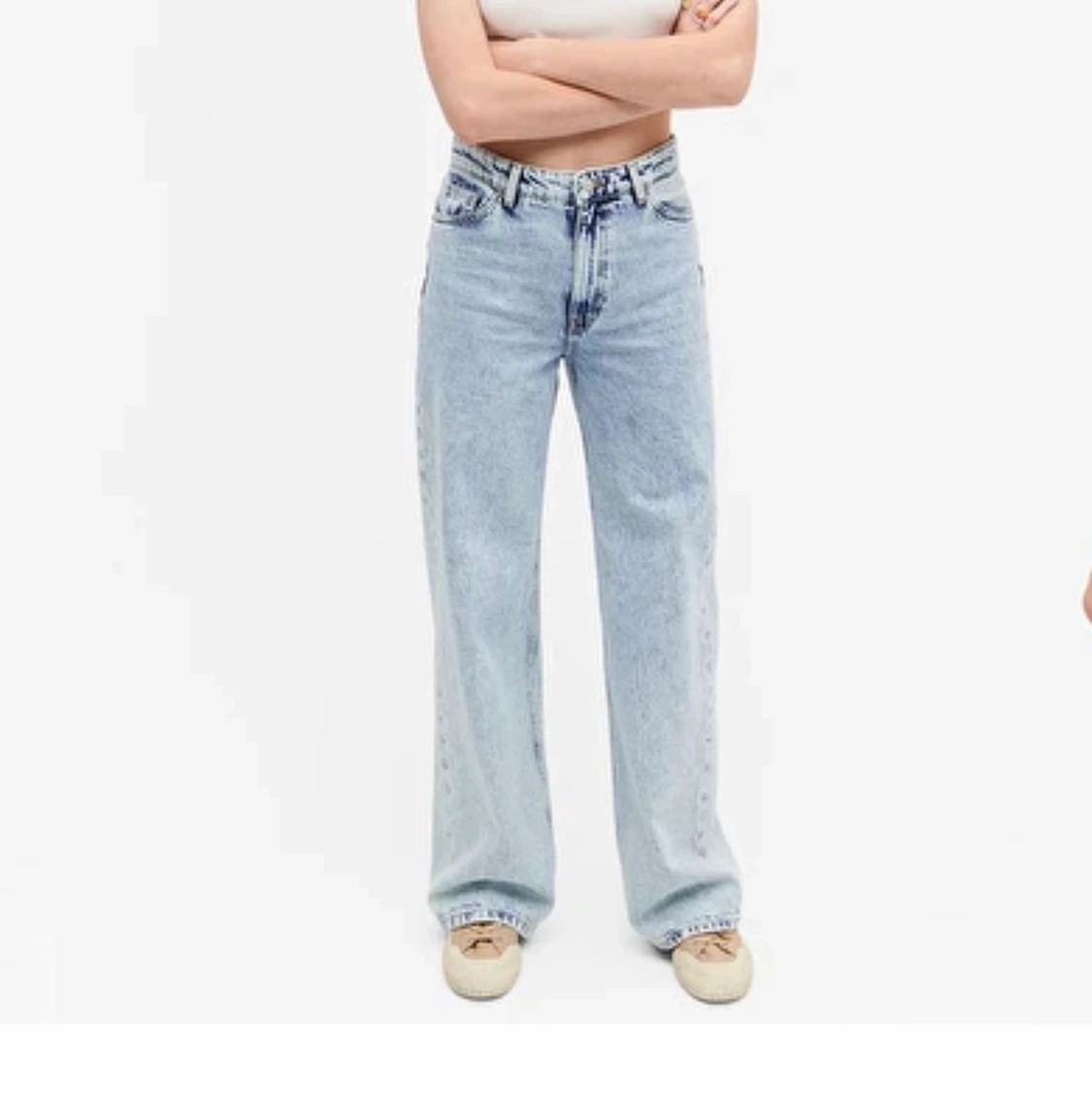 Ljusblå Yoko Jeans från Monki - 90