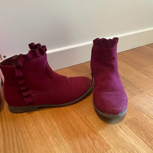 Höststävlar strl 3 - Skövlarna är använda endast ett par veckor. Strl 30. 