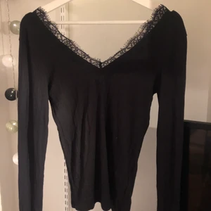 Tröja med spets - Används inte