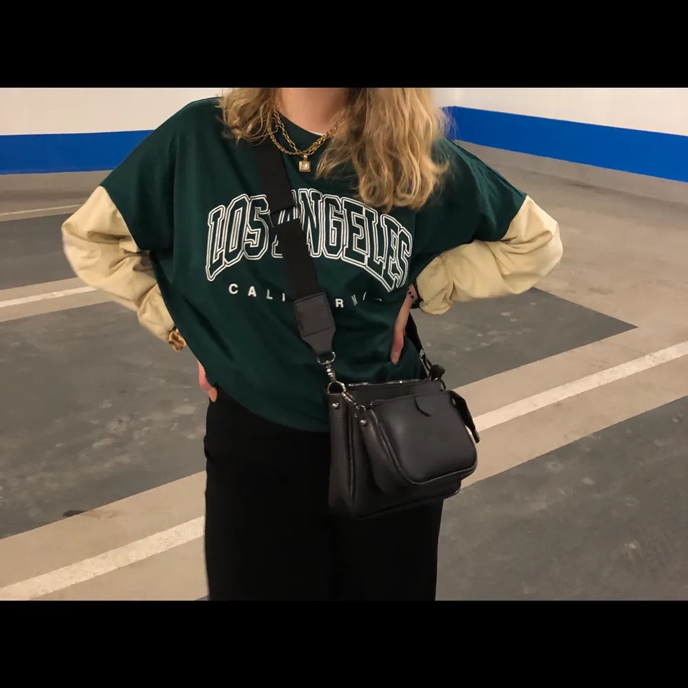 Sweater från SHEIN. Storlek S, grön . Tröjor & Koftor.