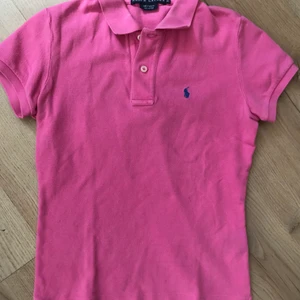 Ralph Lauren polotröja strl XS - Fin Ralph Lauren polotröja strl 36