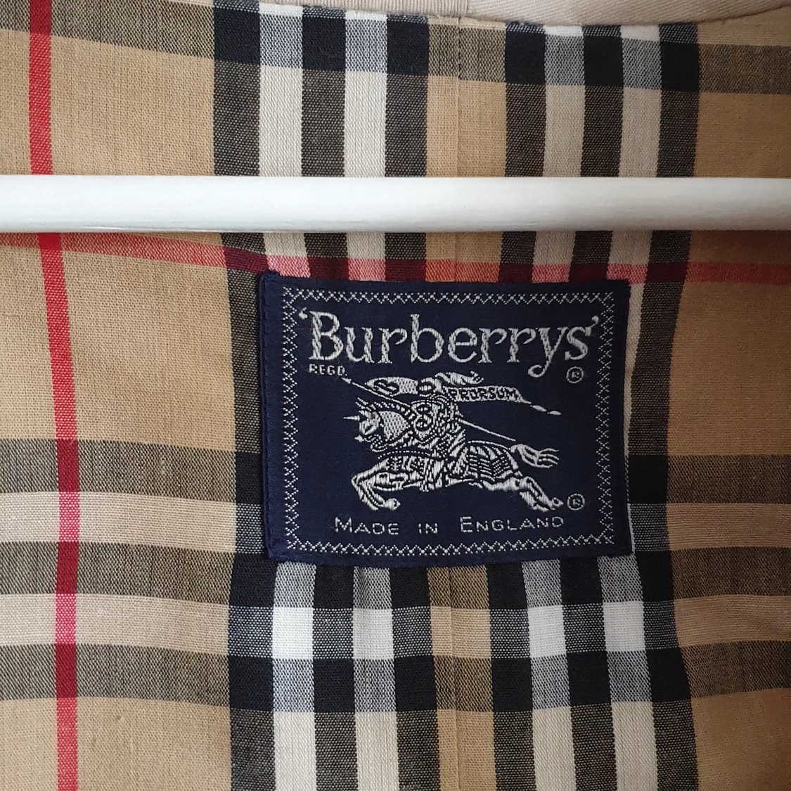 Burberry coat - 91