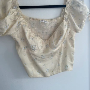 Kiss The Sky Top, fri frakt - Bara testad, från Kiss The Sky, superfin top