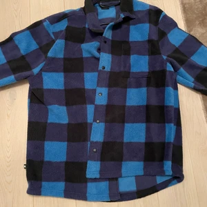 Sweet Sktbs - En Huge flannel jacka med skönt och varmt material! Priset kan diskuteras