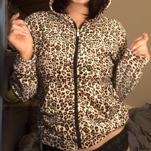 Leopard kofta - Mysigt material 