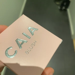 Caia blush oöppnad!💕 - Säljer detta oöppnade Caia blush i färgen wild strawberry!💕 helt oöppnad!