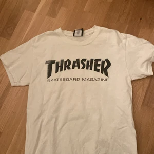 Trasher tröja - Trasher t-shirt, storlek står inte men passar mig som har storlek xs/s❤️