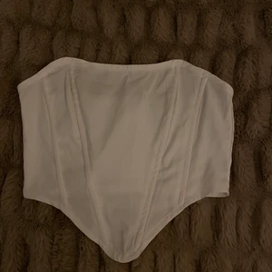 Fin crop top 🤍 - Superfin croppad top i storlek XS