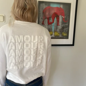 Collegetröja amour  - Amour collegetröja 