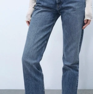 Zara straight mid fit stl 32 - Buda i kommentera 