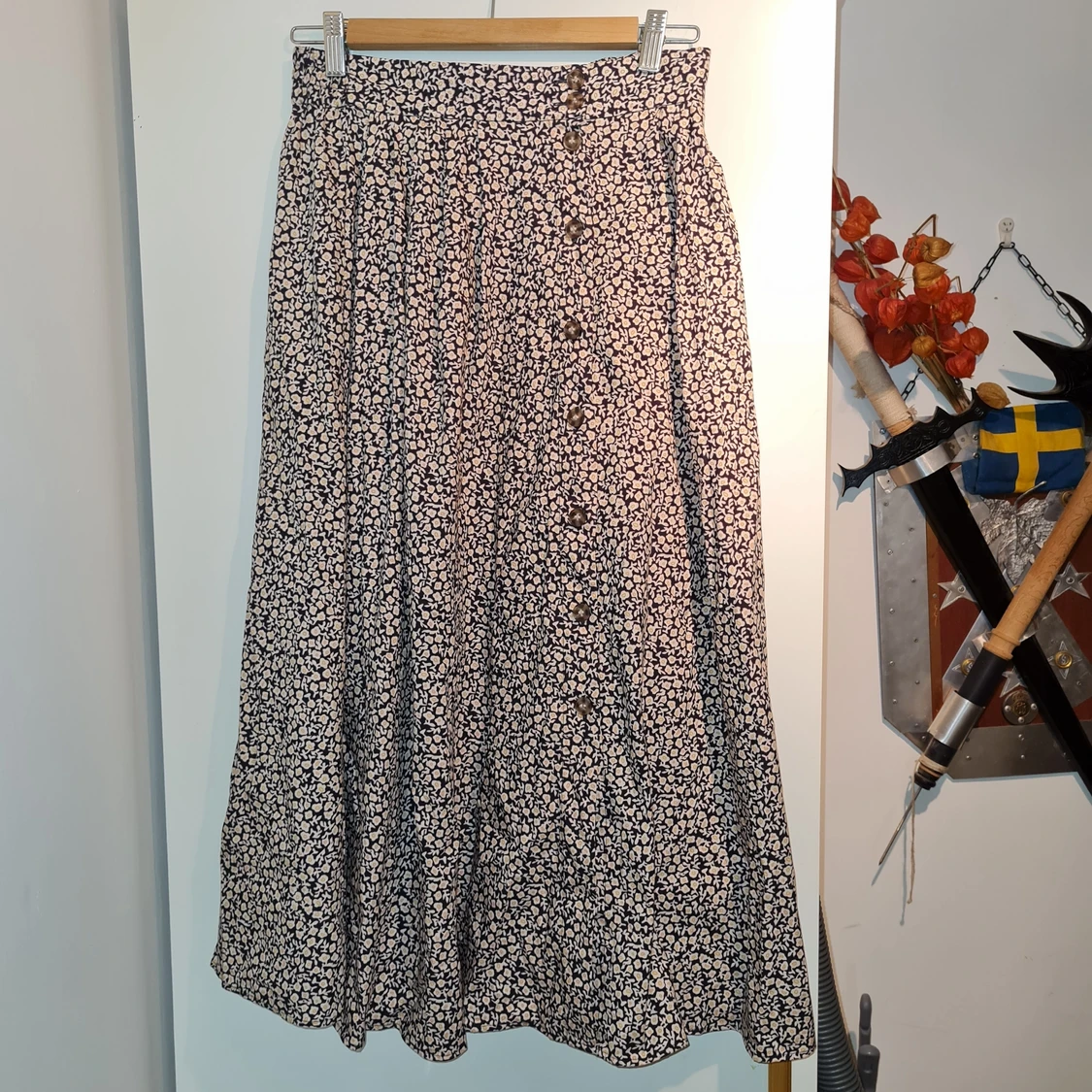 Helt ny blommönstrad långkjol