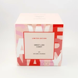 Letar efter denna pafym - Jag letar efter någon som kan sälja sin Sweet Like Candy Limited Edition till mig, jag kan lägga bud på högst 1000 kr eller mer om det inte är för dyrt. Kontakta mig om du skulle vilja sälja. Parfymen måste innehålla minst lite mer över hälften, för jag köper inte om det inte är något i den. OBS KÖP INTE 