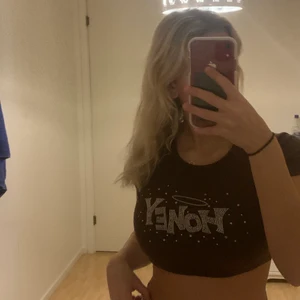 Shein, storlek sx  - Super fin kroppad tröja, har aldrig haft användning för den eftersom den var för liten på mig