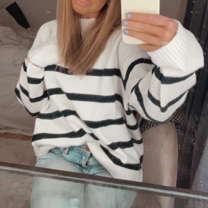 Stickad tröja - Populär randig tröja från hm, strl xs/s