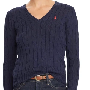 Ralph lauren - Säljer min Ralph Laurent i storlek xs. Den är använd fåtal gånger men fortfarande i fint skick.