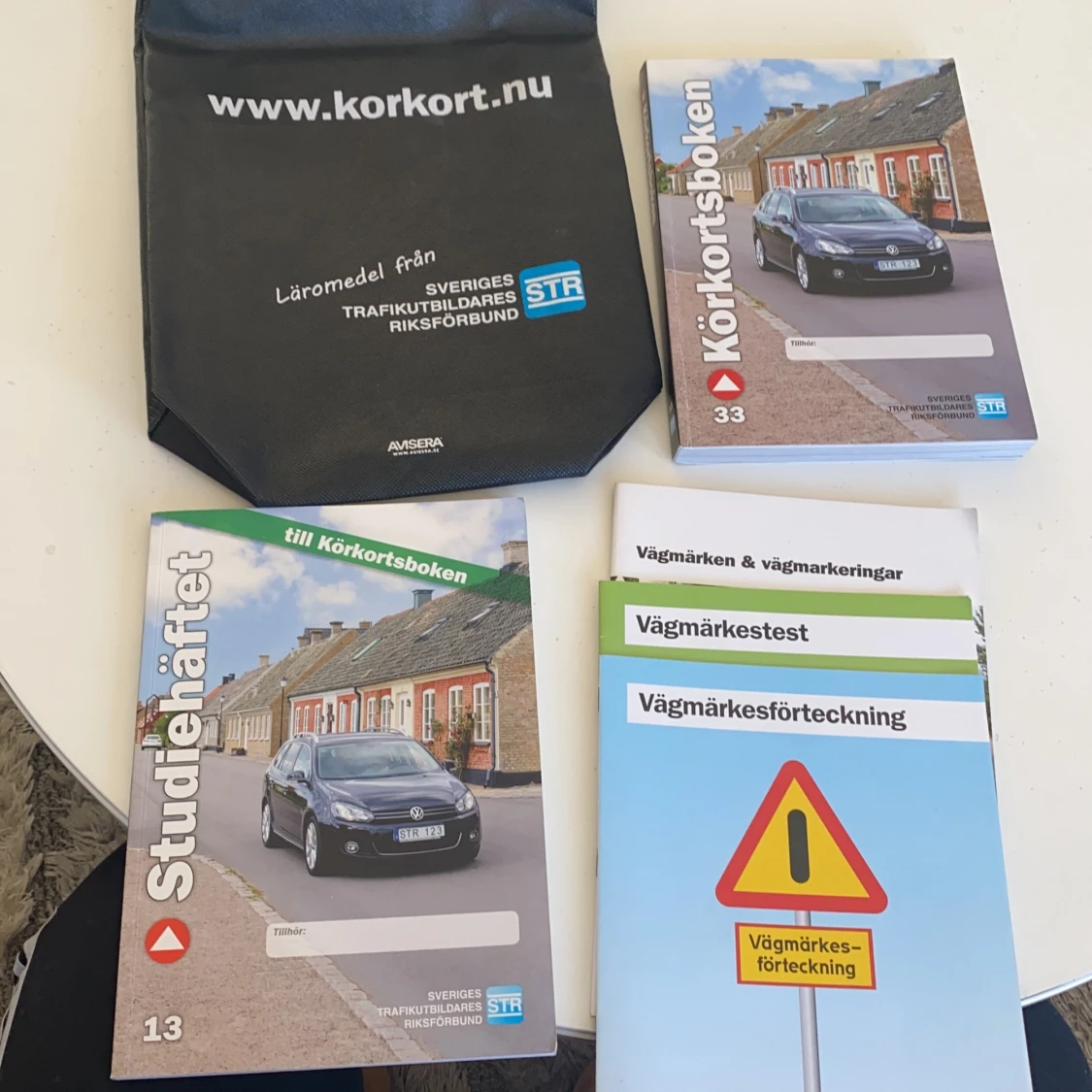 Körkortsböker  - 90