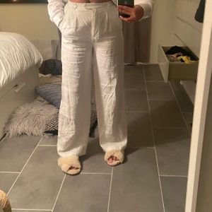 Linnebyxor  - Säljer finaste linnebyxorna från nakd, använda ca 2 gånger så precis som nya. Jag är 167cm.❤️