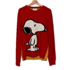 Gucci Snoopy sweater - Gucci Snoopy sweater from 2016. Size M in excellent condtion.  Free shipping