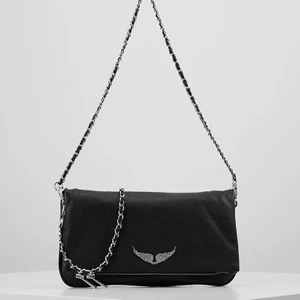 Zadig & Voltaire  - Jag säljer min fina fina Zadig väska som jag köpte för ca ett årsedan! Den är i ett väldigt fint skick inga slitningar eller missfärgningar osv man ser knappt den är andvänd. Jag köpte den på NK i Stockholm för 4500 kr och säljer därför för 1200 kr. Dustbagen skickas givetvis med och dom 2 medföljande banden. Ca 100 kr frakt! först i kvarn gäller ❤️❤️ Jag kan mötas upp i Göteborg nästan när som helst eller skicka på posten! Hör av er för mer info och bilder! ❣️❣️ 