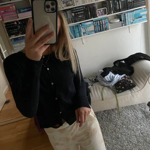 Tröja - Snygg tröja från zaras barnavdelning som passar mig med xs/s