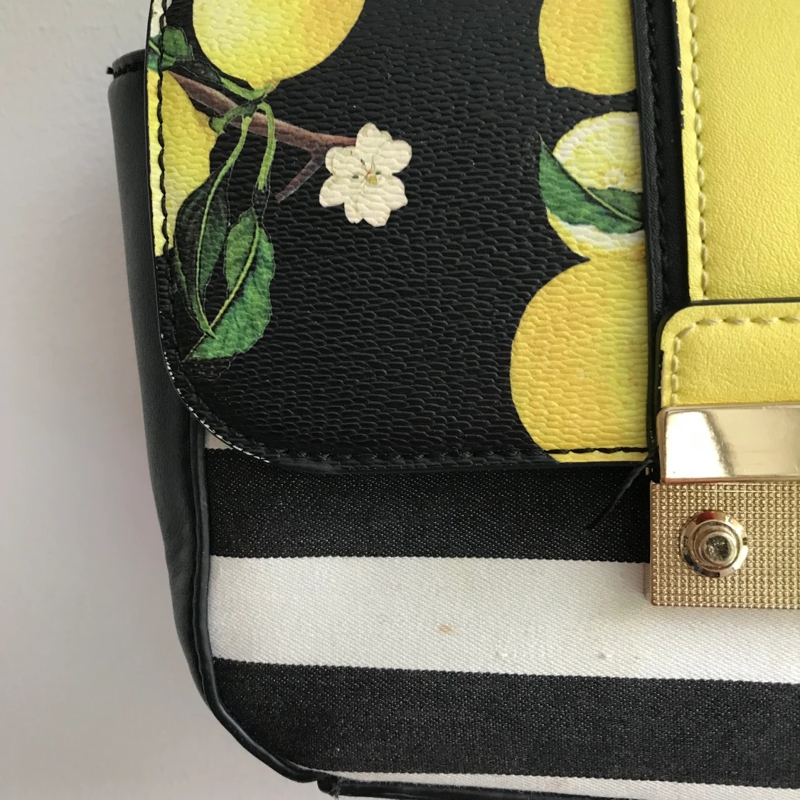 Väska med citronmotiv - 91