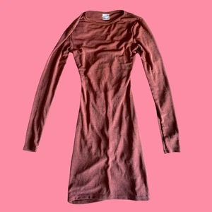 Klänning från gina, rynkad baktill - Klänning från gina, rynkad baktill med bra passform!!