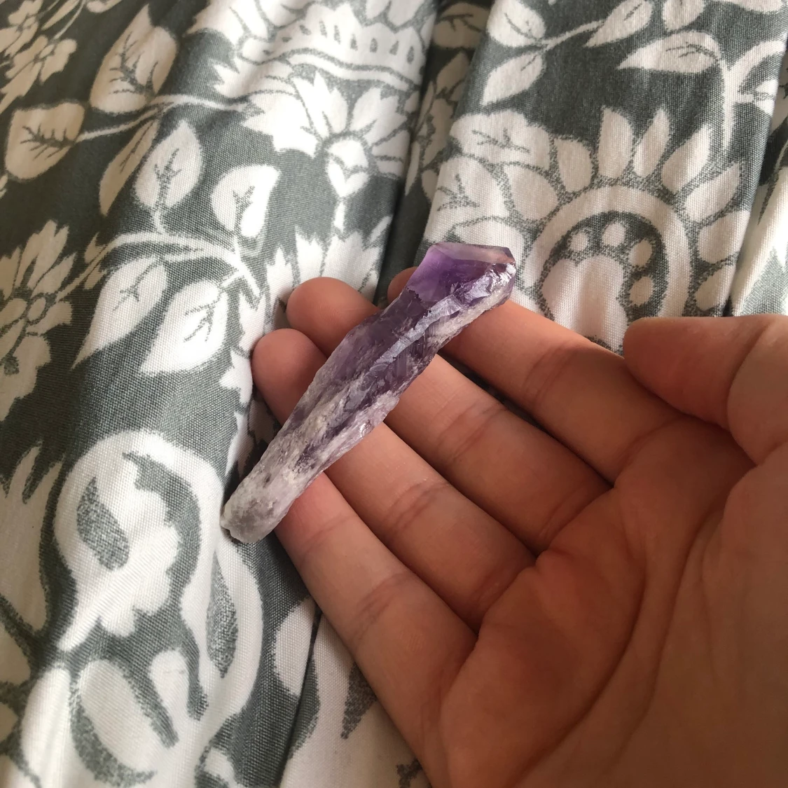 säljer kristaller! Alla är riktiga 