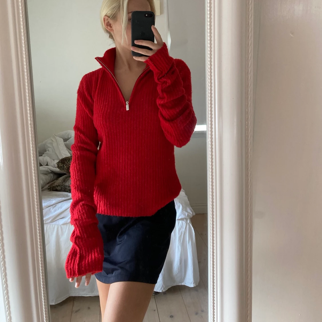 Röd tröja  - 90