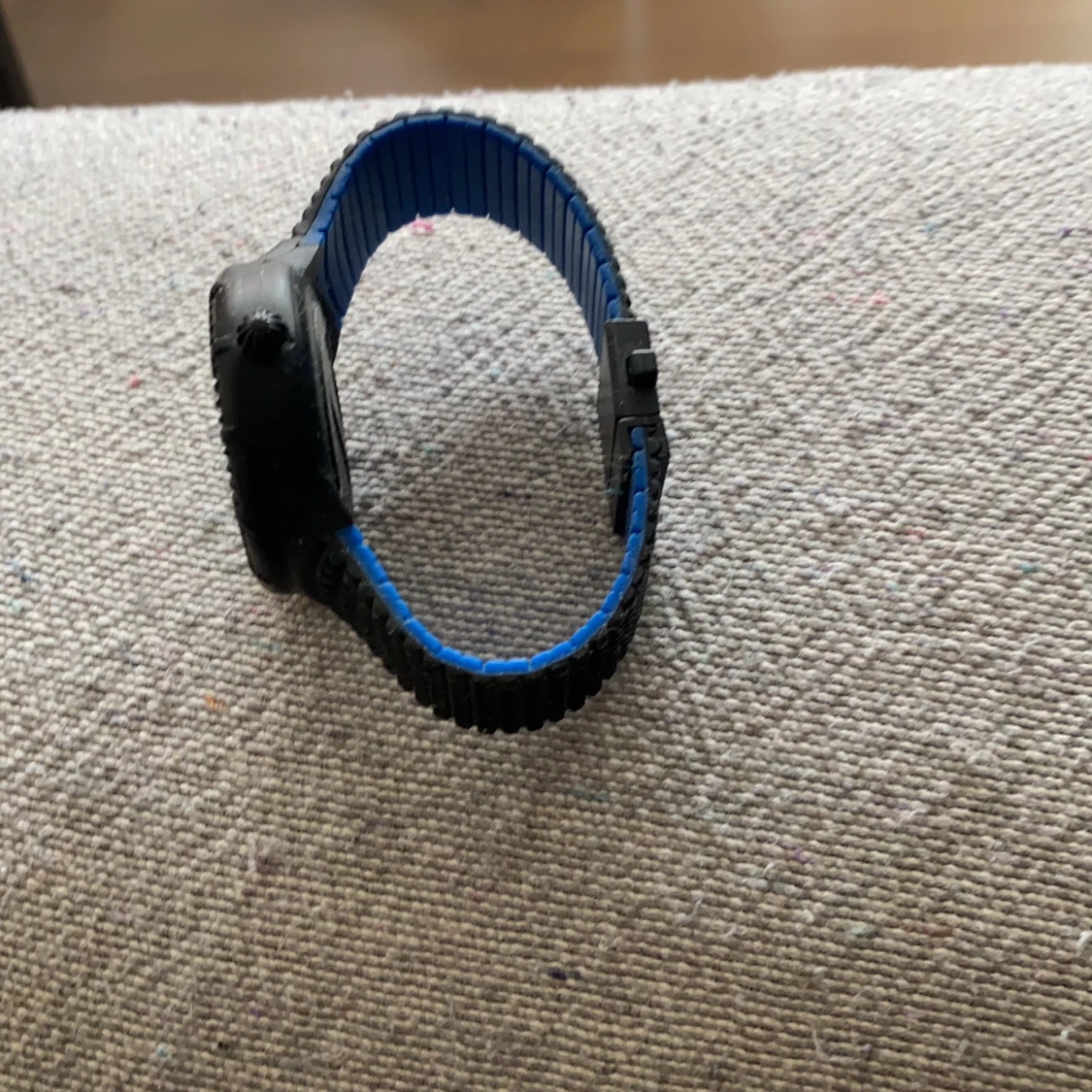 Hip Hip  klocka svart och blå  - 90