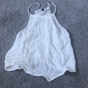 Hm - Säljer mitt fina linne från hm. Endast provat! Storlek xs. 20kr