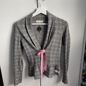 Odd Molly kofta - Odd Molly kofta som knappt är använd