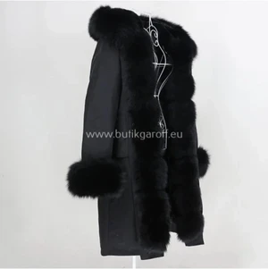 GAROFF FAUX MINK - Jättefin kappa med fuskpäls! Supervarm speciellt under september oktober november så är denna jacka perfekt! Mycket faux päls gör att den behåller värmen! 