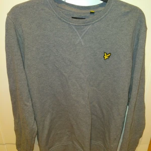 Lyle & Scott crewneck strl m - Bra skick. 