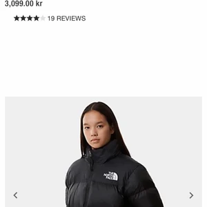 North Face jacka - Säljer min fina jacka jag köpte förra vintern som tyvärr inte kom till användning så mycket som jag hoppats, den är i strl xs och sitter superfint! Helt nyskick!